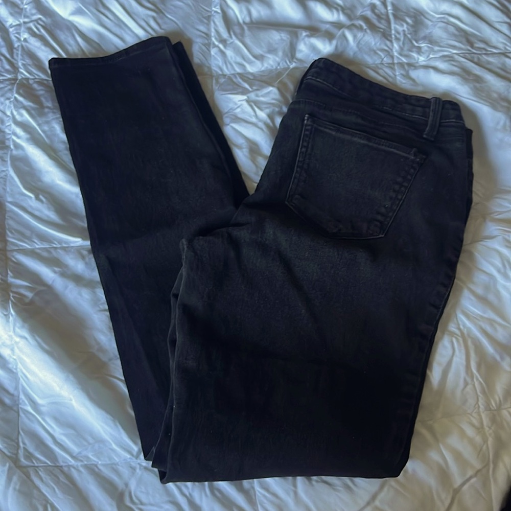 Size 13 black jeans. Comfy. Barely worn.